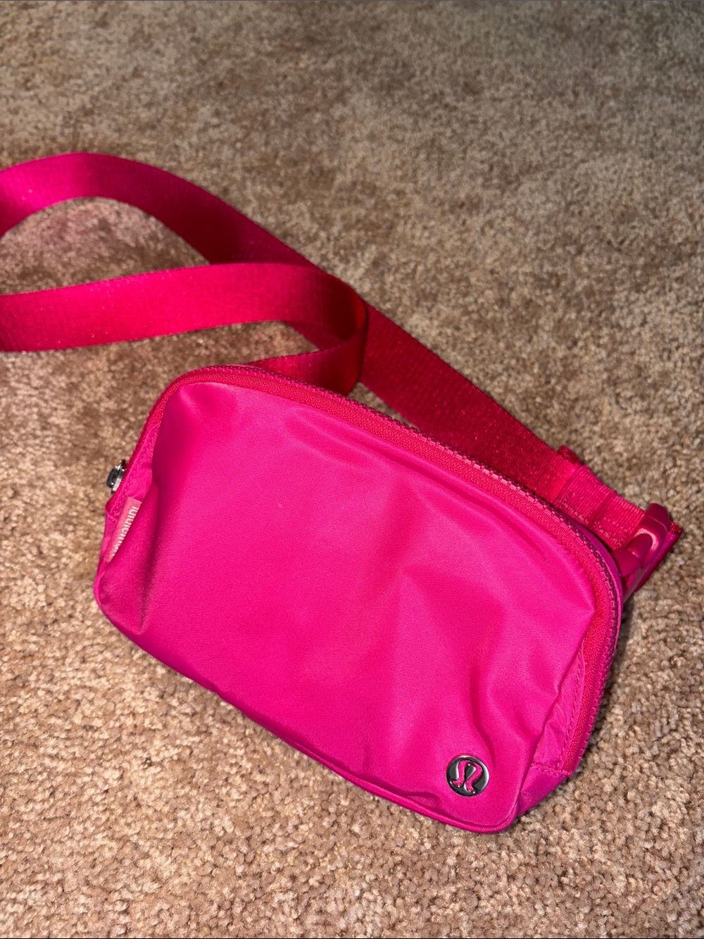 lululemon athletica Hot Pink Crossbody Belt Bag - Picture 1 of 3